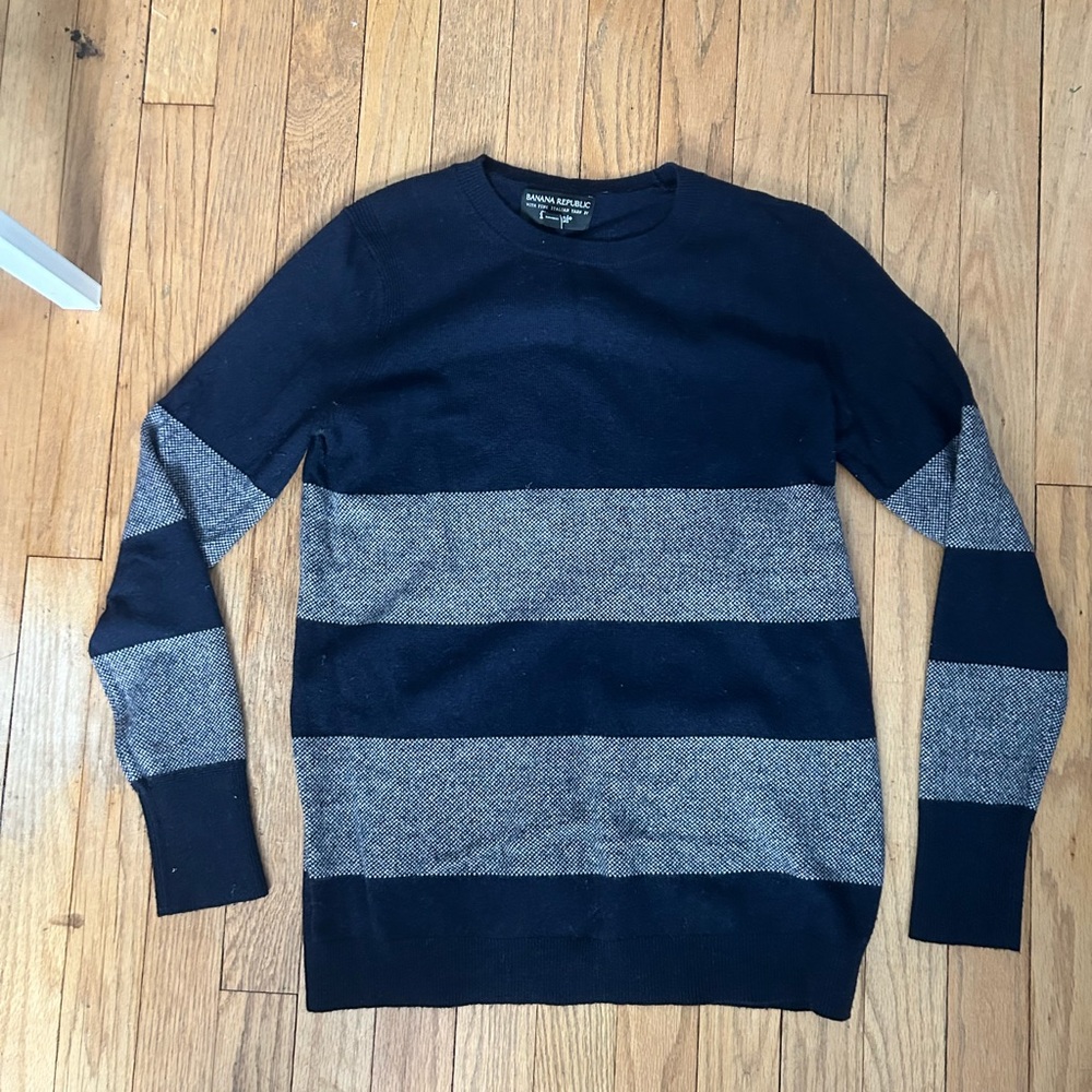 Banana Republic sweater
